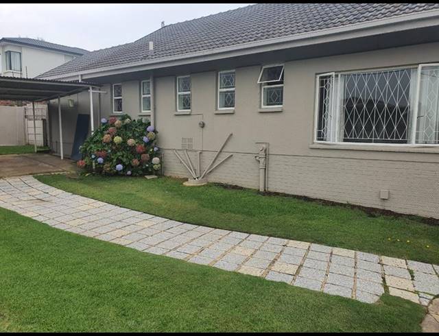 6 BEDROOM HOUSE FOR SALE IN VICTORY PARK